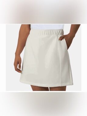 Mondetta Women's White Athletic Skirt Walking Skort, Cream with pockets Size Med